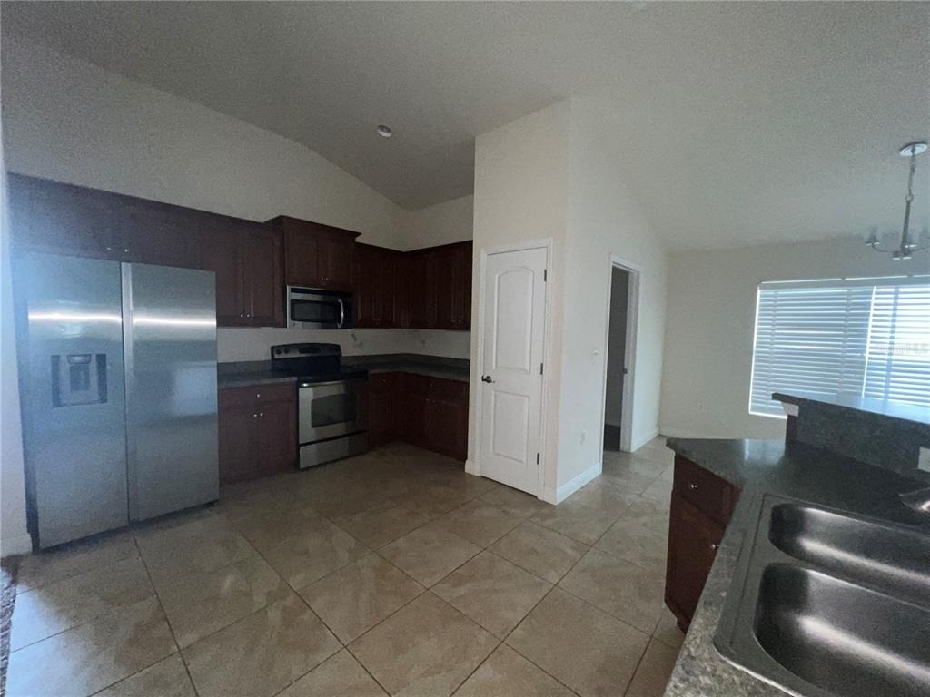 27008 Clear Creek Way - Photo 6