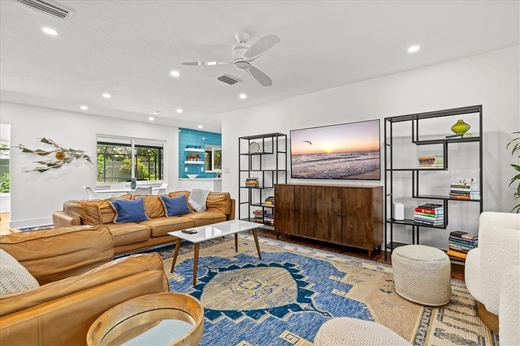 2587 Ringling Boulevard - Photo 8