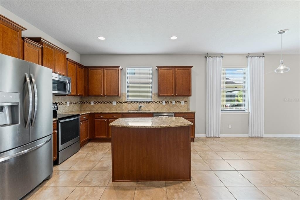 5524 107th Terrace E - Photo 10