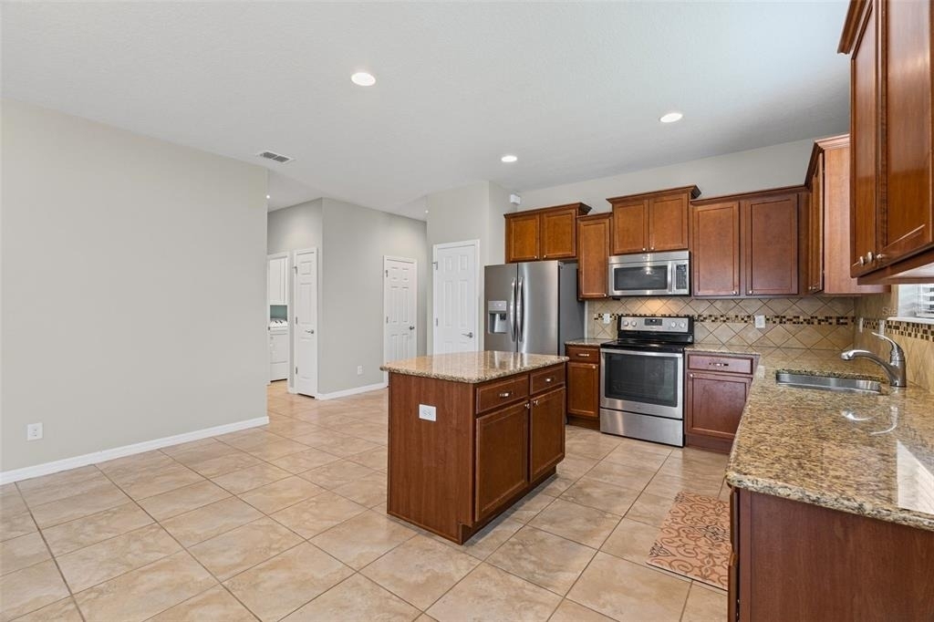5524 107th Terrace E - Photo 11