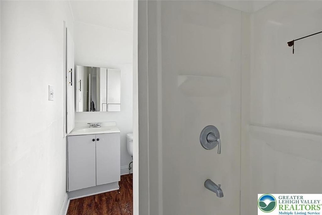 507 N Refwal Street - Photo 9