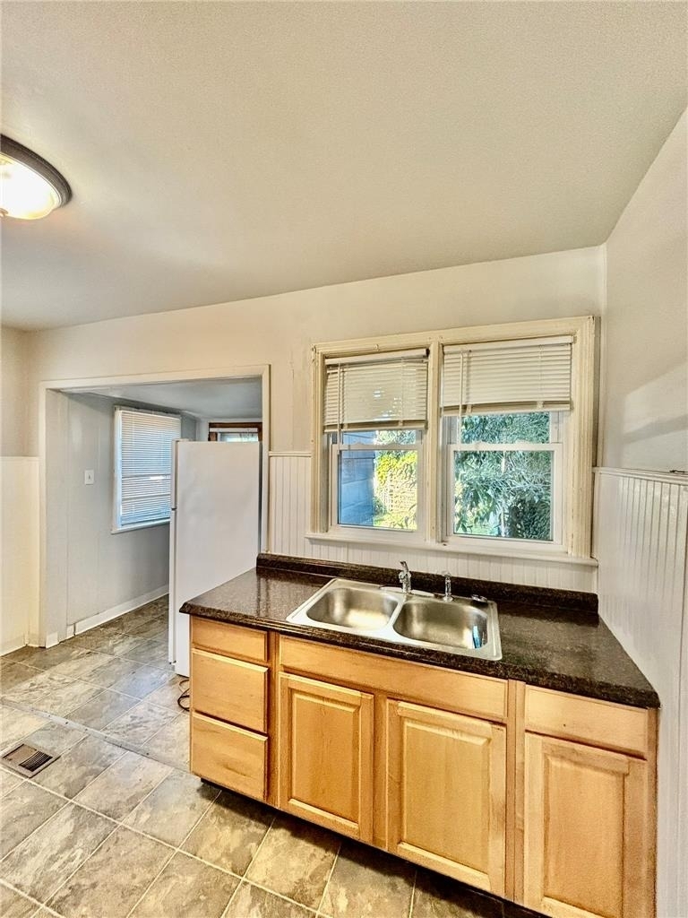 815 23rd Street - Photo 7