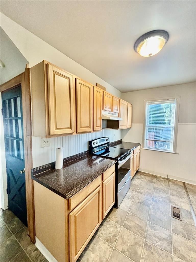 815 23rd Street - Photo 8