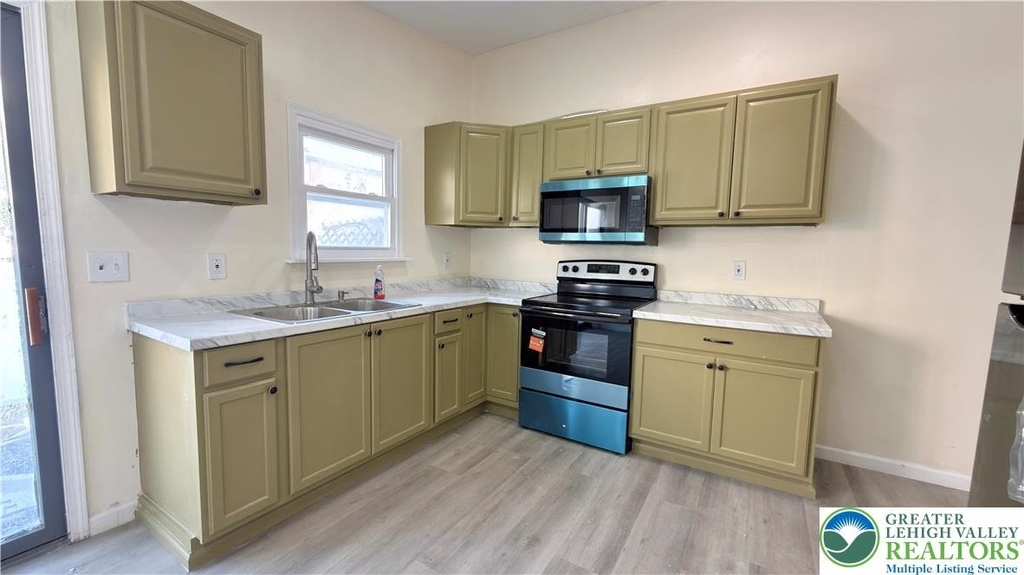 547 Silk Street - Photo 21