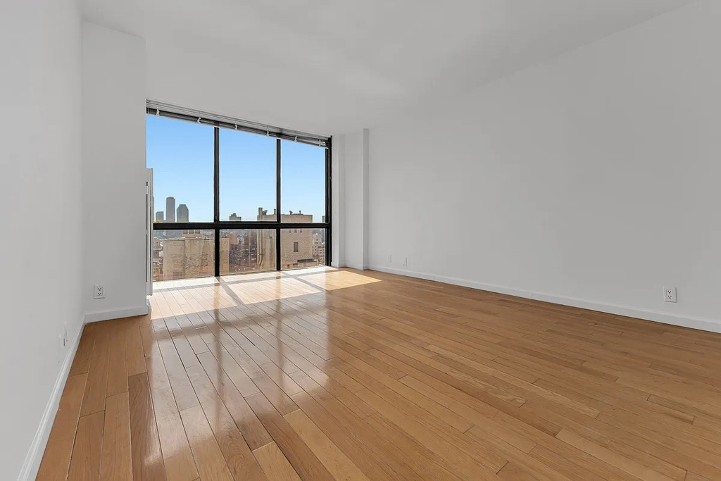 360 East 57th Street - Photo 9