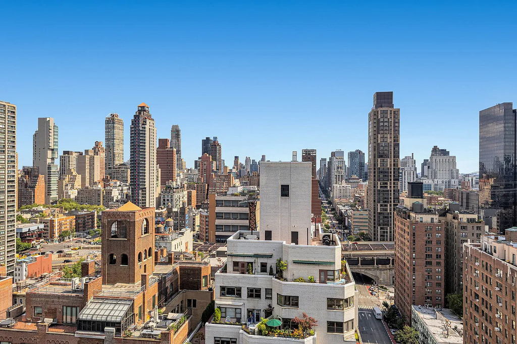 360 East 57th Street - Photo 5
