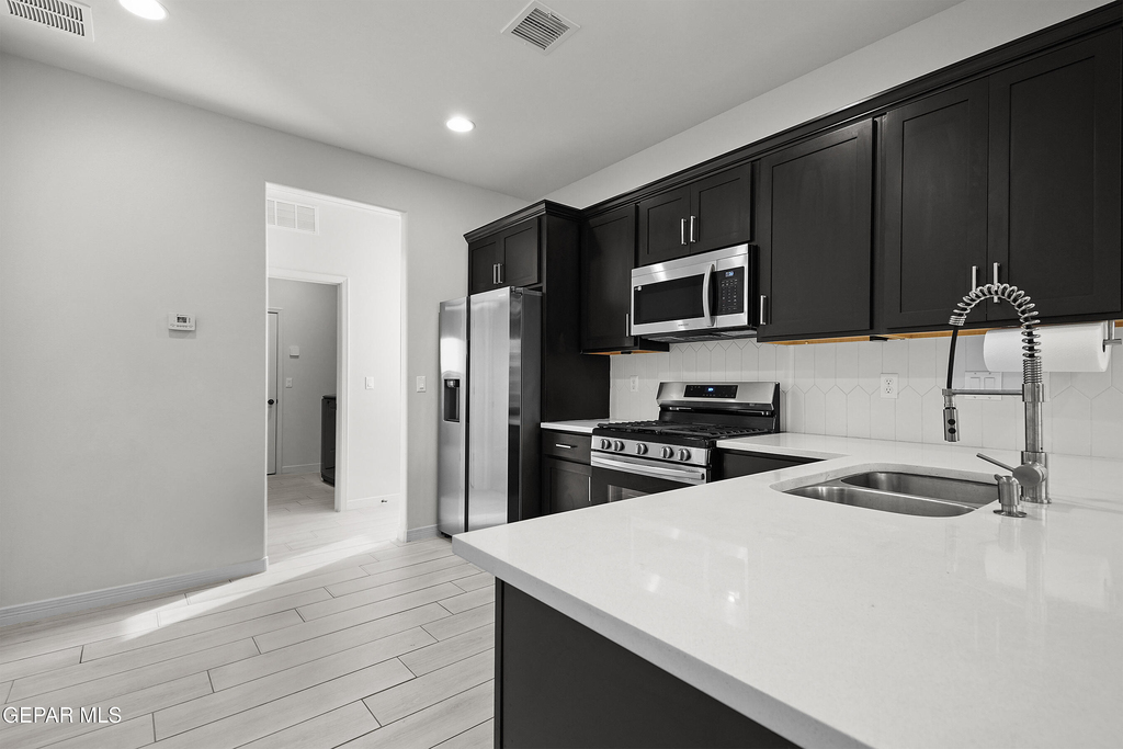 5856 Kobe Bryant Street - Photo 10