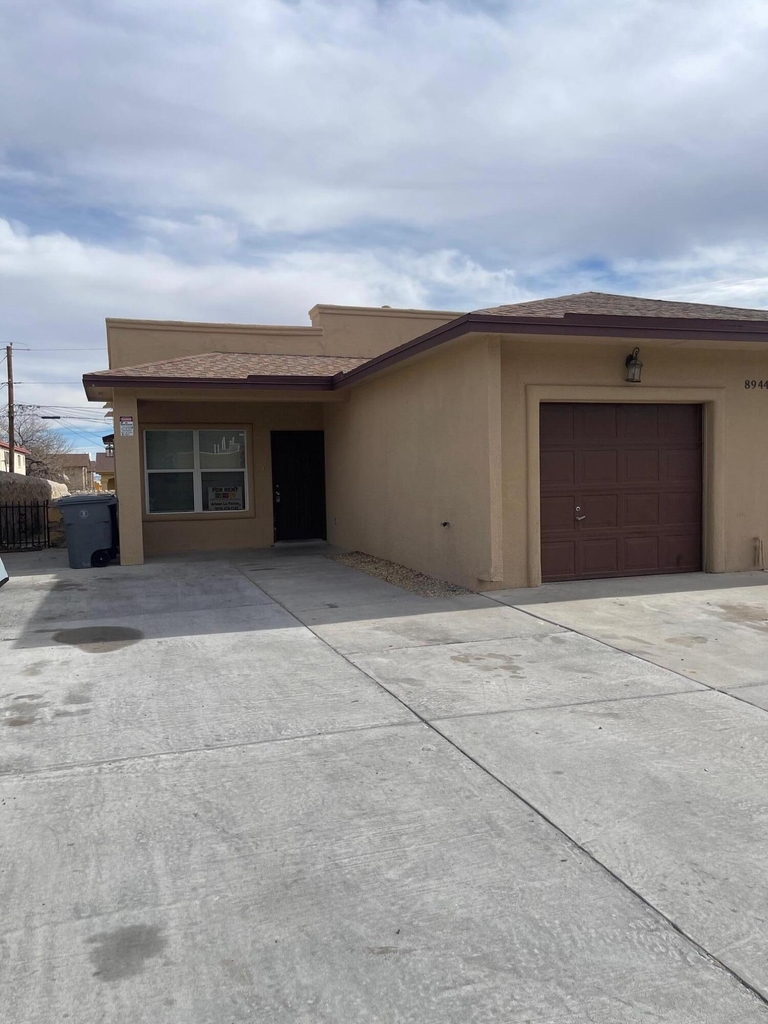 8944 Herbert Street - Photo 0