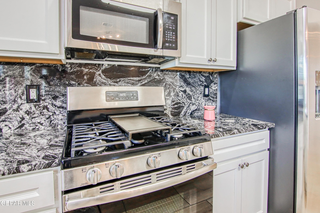 7545 Wolf Creek Drive - Photo 11
