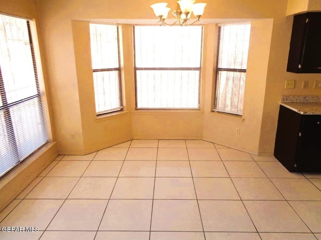8520 Saratoga Drive - Photo 5
