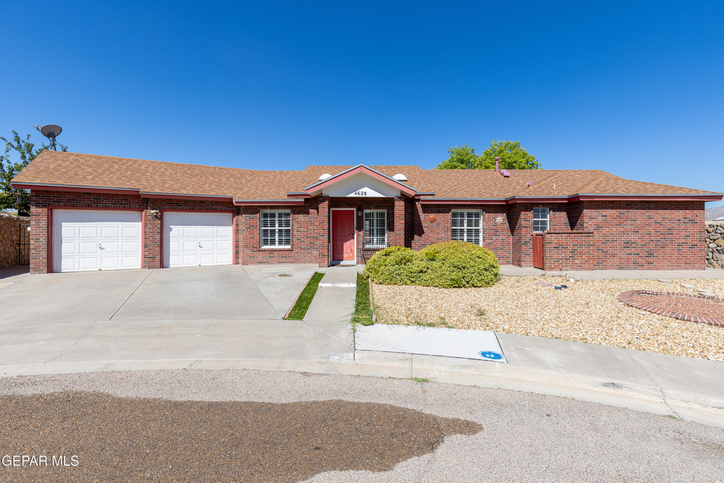 4628 King Arthur Court - Photo 0