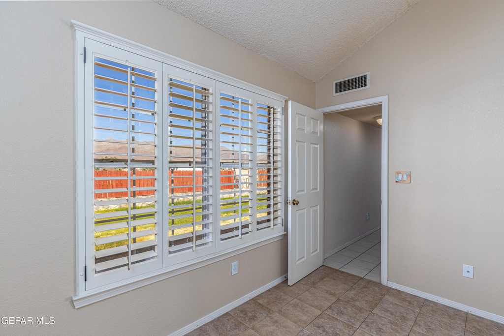 4628 King Arthur Court - Photo 24