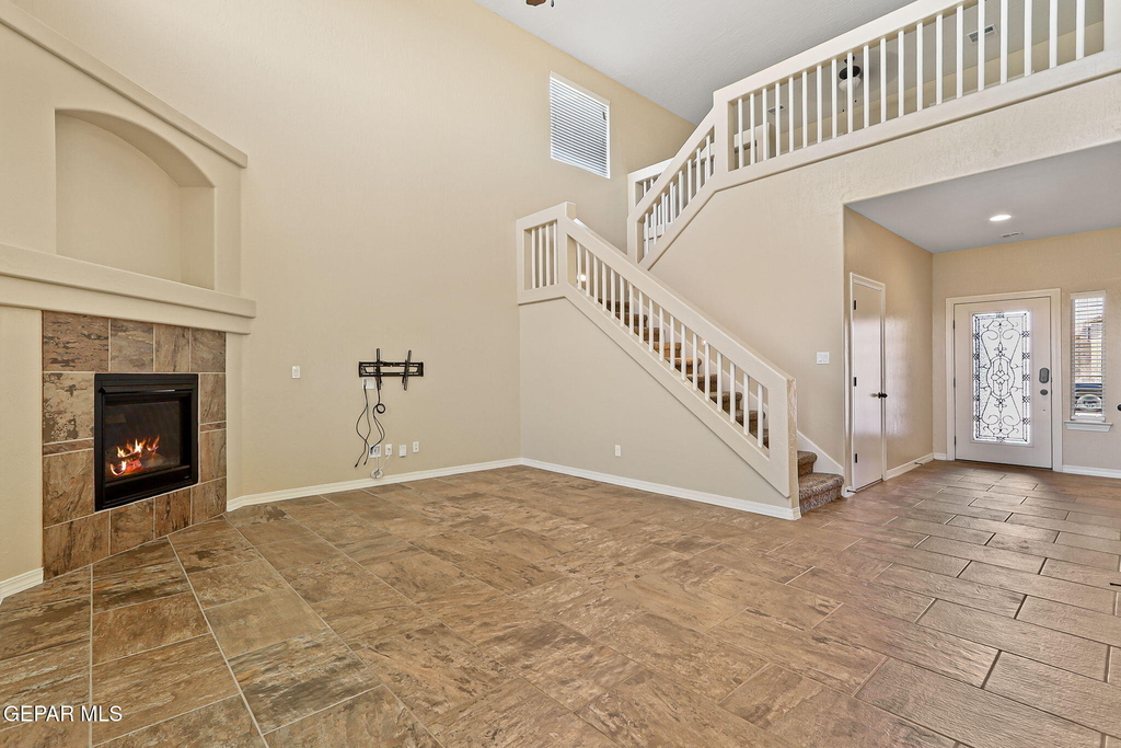 405 Saltford Place - Photo 5