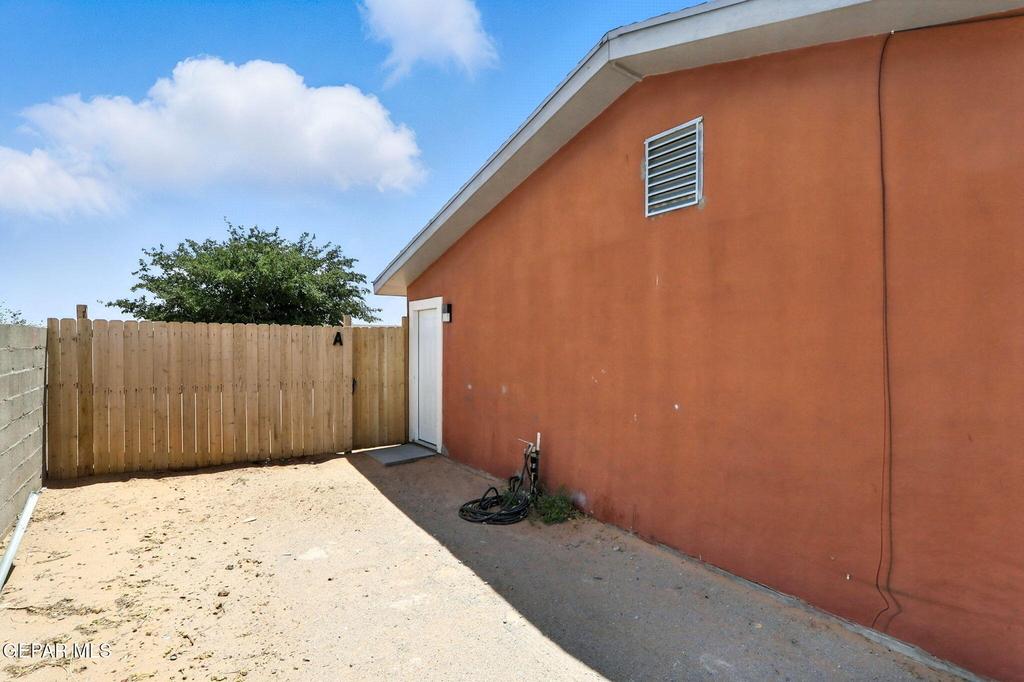 14854 Big John - Photo 0