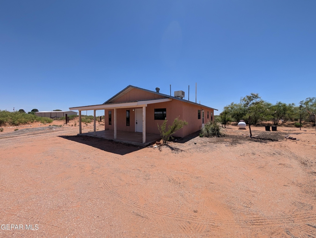 13918 Wild Flower Drive - Photo 2