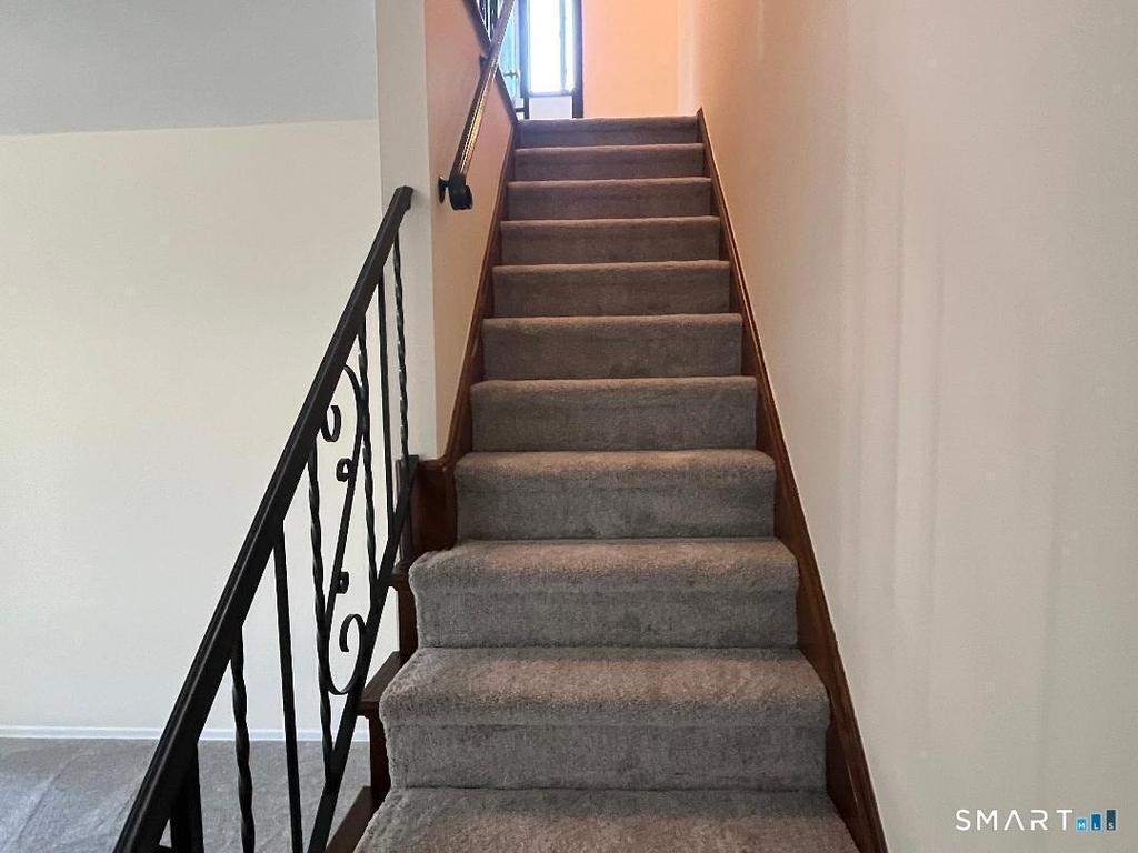 74 Coolidge Avenue - Photo 17