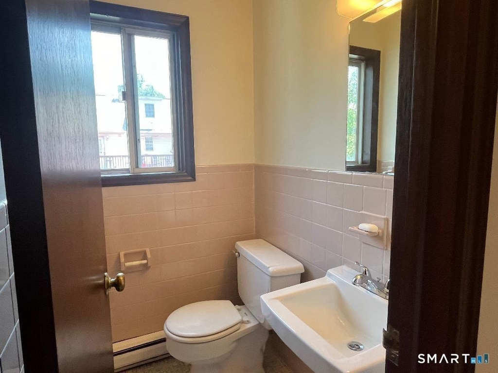 74 Coolidge Avenue - Photo 23