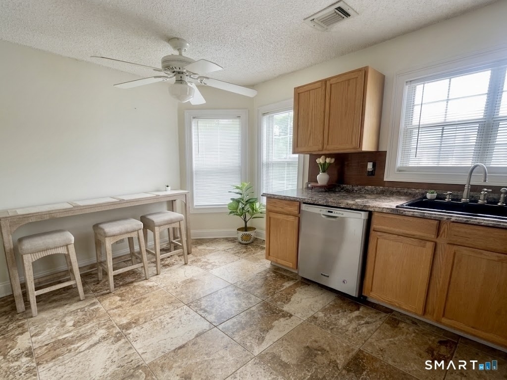 75 Redwood Drive - Photo 8