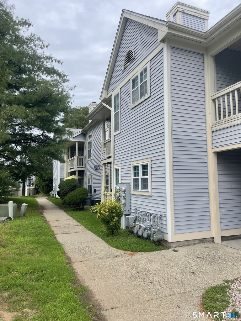 75 Redwood Drive - Photo 1