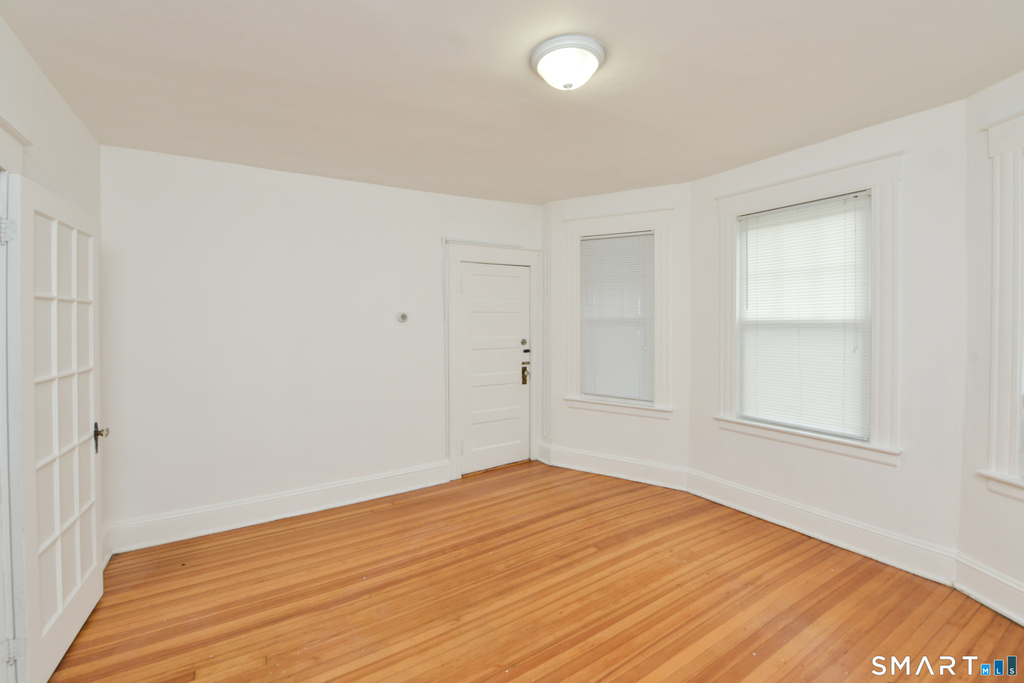 390 Clinton Street - Photo 20