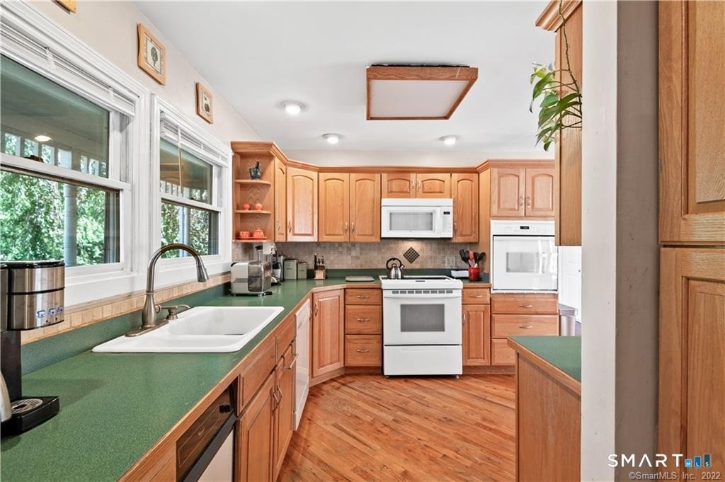 8 Genesee Lane - Photo 6