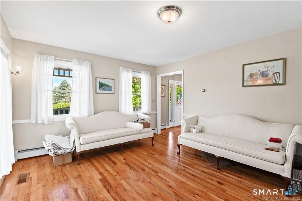 8 Genesee Lane - Photo 16