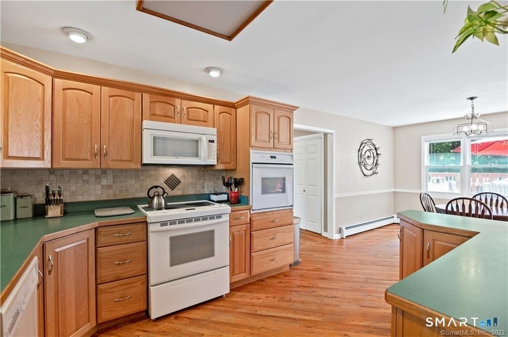 8 Genesee Lane - Photo 5