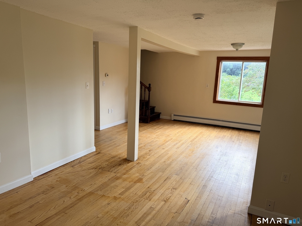 365 Scantic Road - Photo 4
