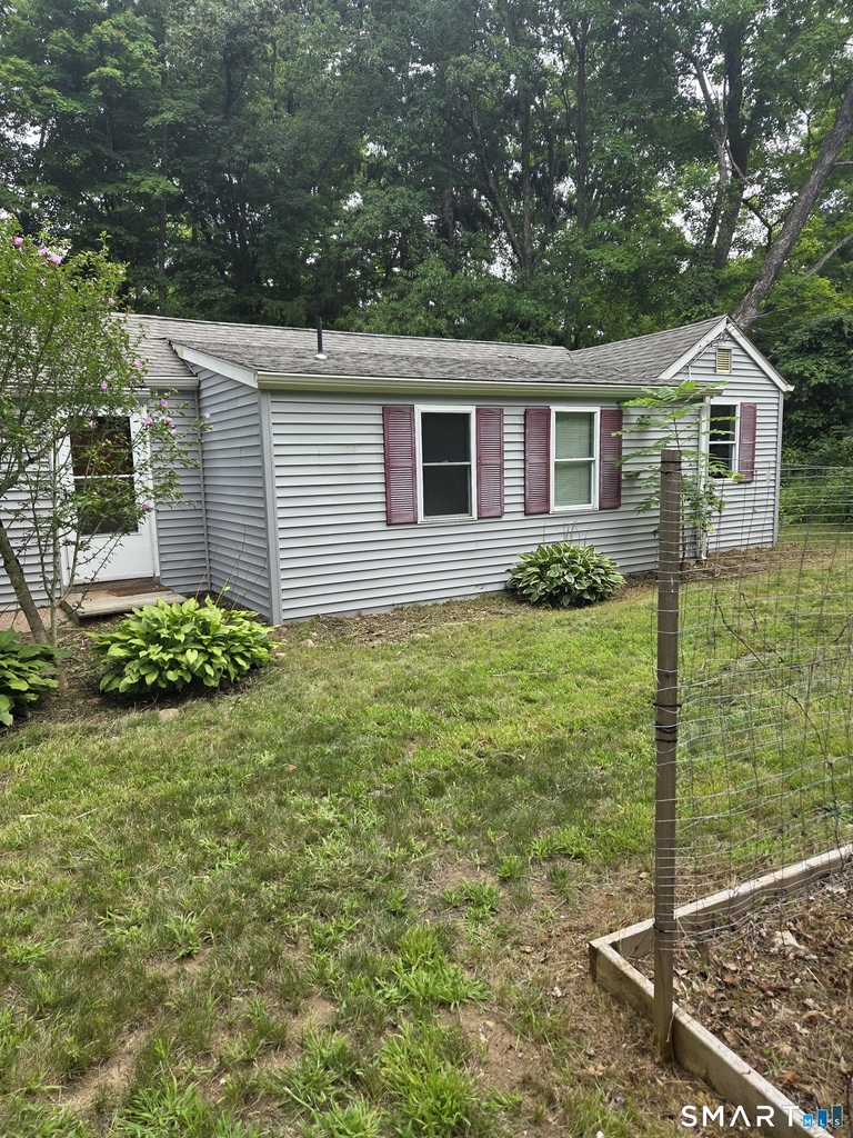 26 Seagraves Road - Photo 0