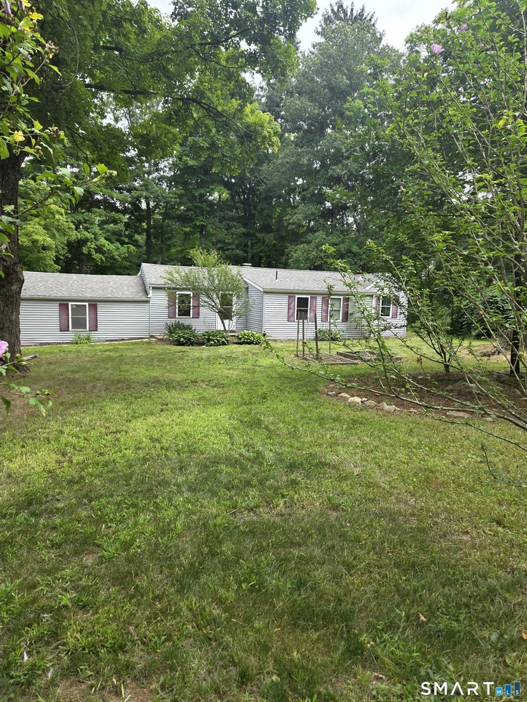 26 Seagraves Road - Photo 1