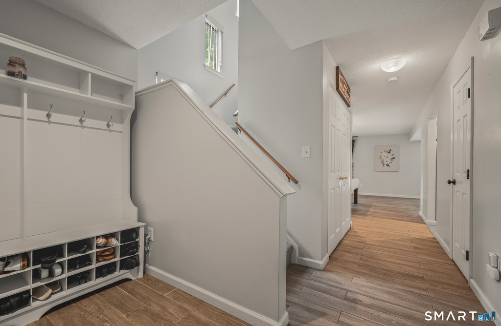 190 Tomlinson Avenue - Photo 2