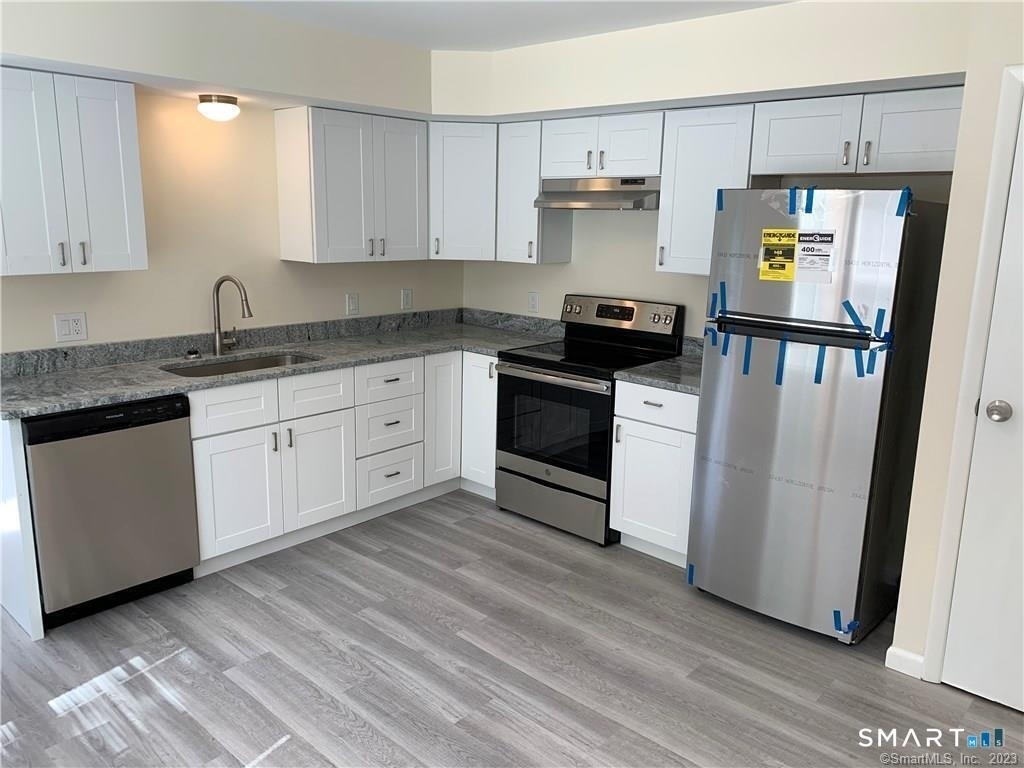 9 South Street - Photo 4
