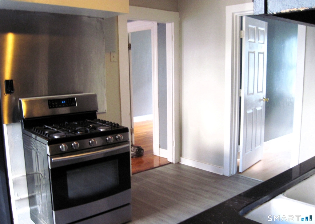 78 Whitmore Street - Photo 3