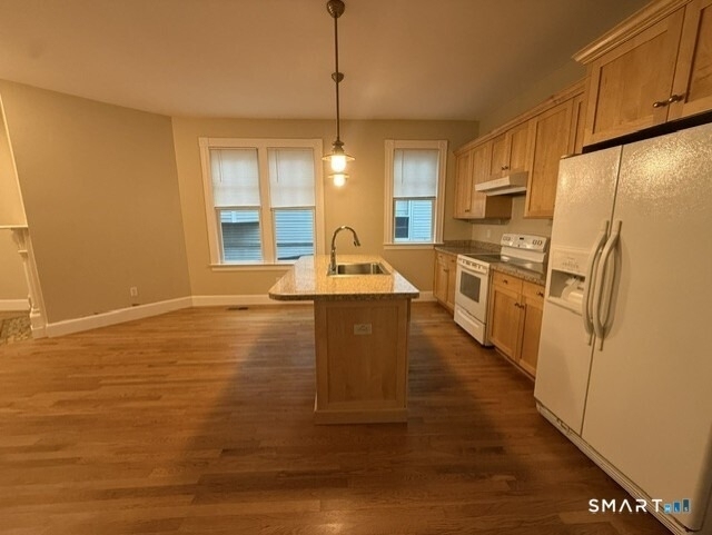 217 Beacon Street - Photo 7