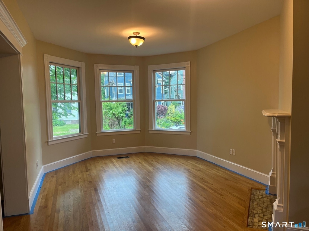 217 Beacon Street - Photo 2