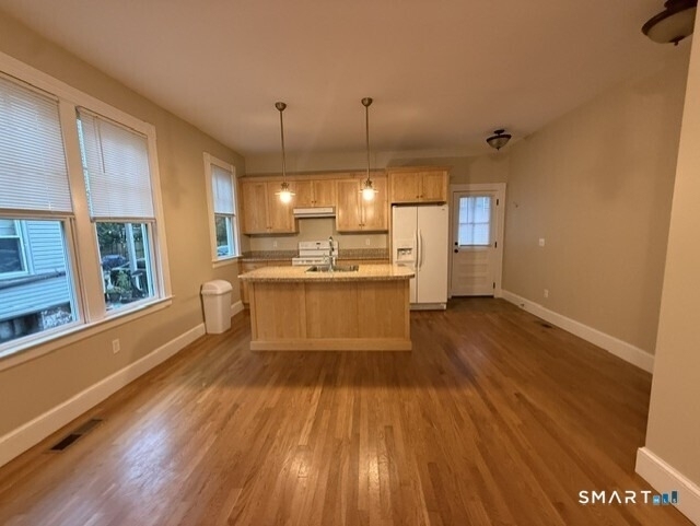 217 Beacon Street - Photo 6