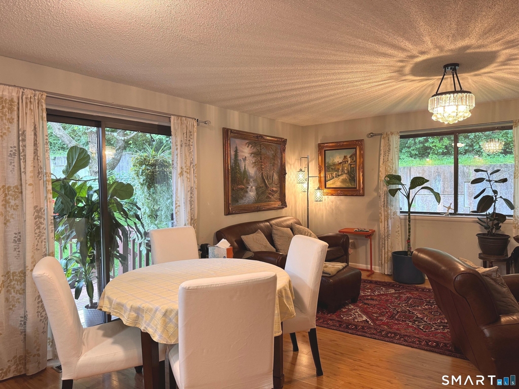 172 Beacon Hill Common - Photo 2