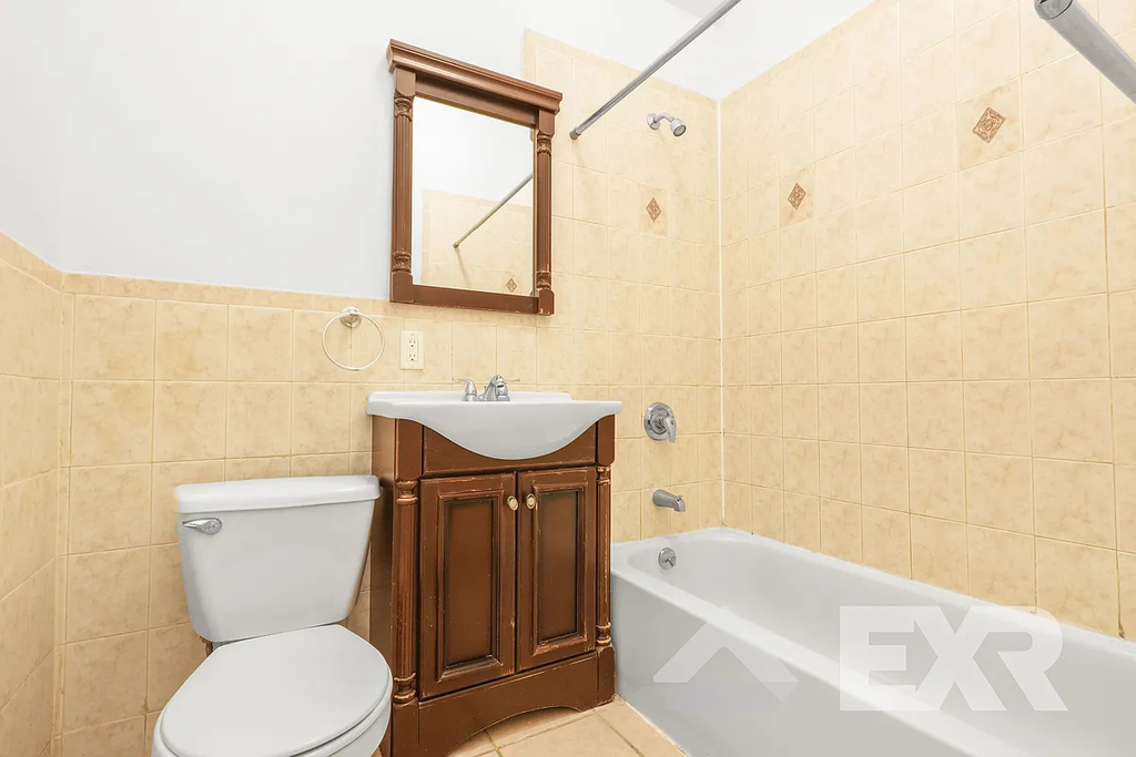 227a Malcolm X Boulevard - Photo 4