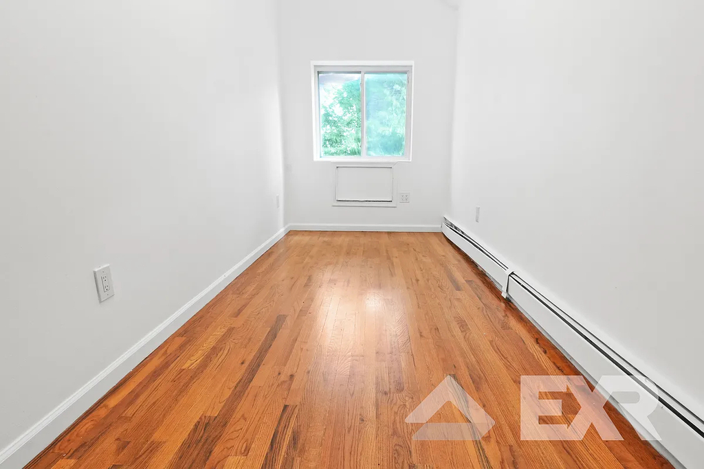 227a Malcolm X Boulevard - Photo 8