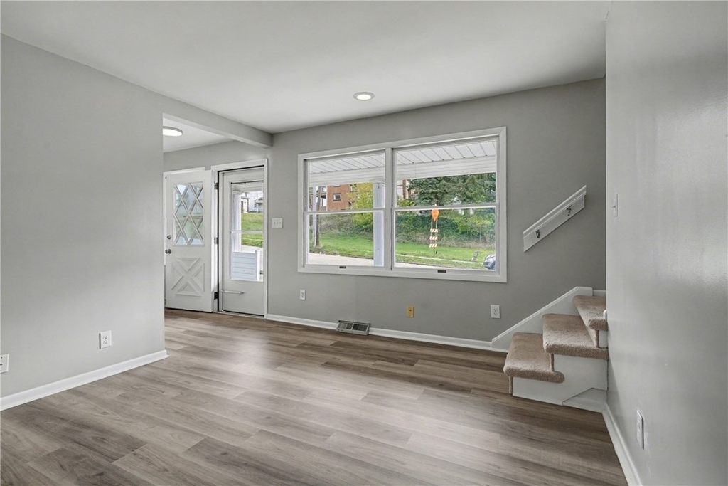 841 E Lutton St - Photo 3