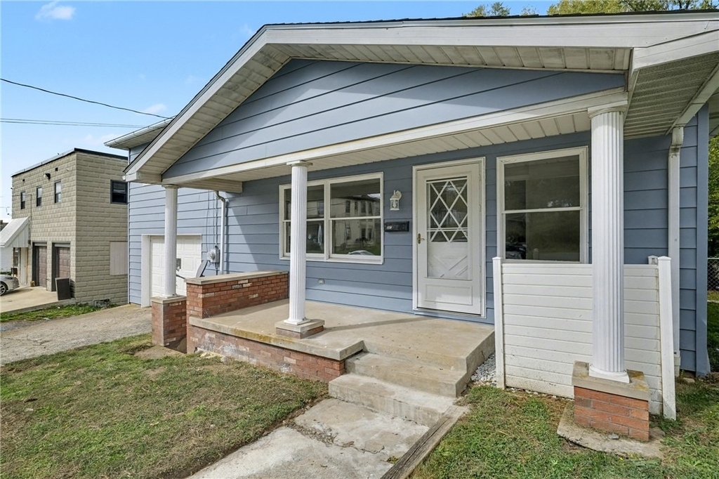 841 E Lutton St - Photo 1