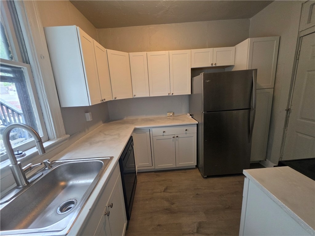 4529 Friendship Avenue - Photo 10