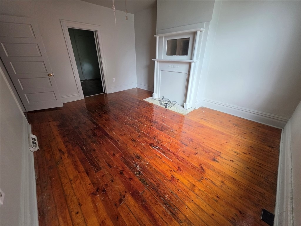4529 Friendship Avenue - Photo 2