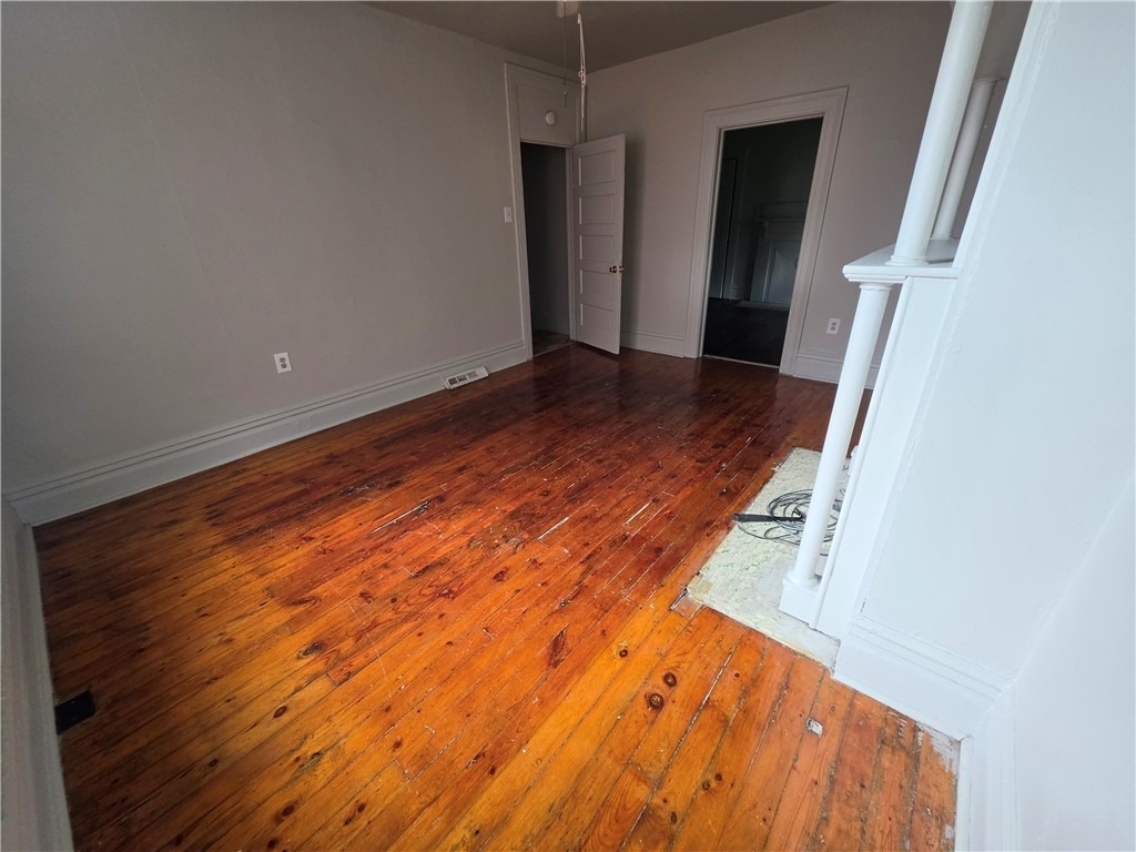 4529 Friendship Avenue - Photo 3