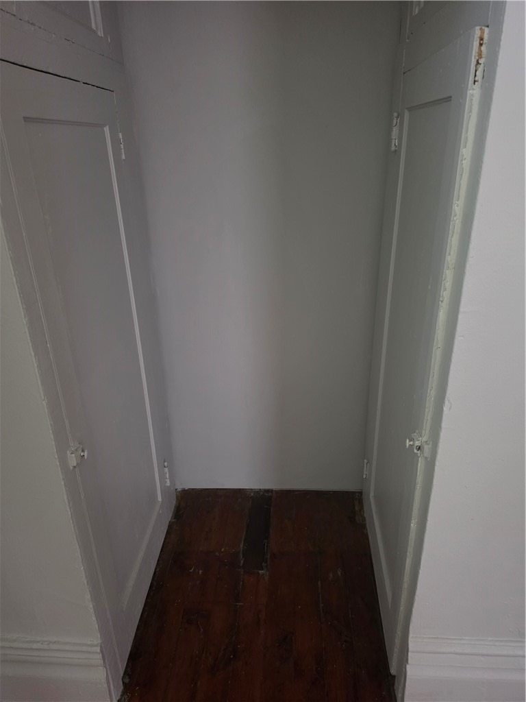4529 Friendship Avenue - Photo 9