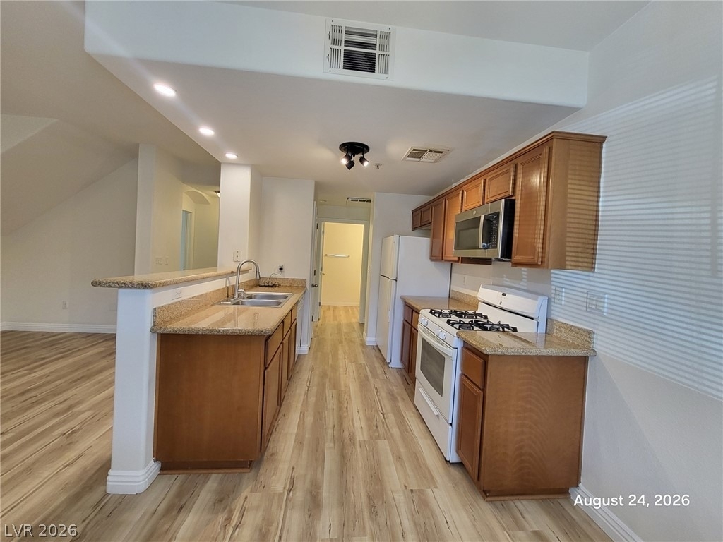 7701 W Robindale Road - Photo 3