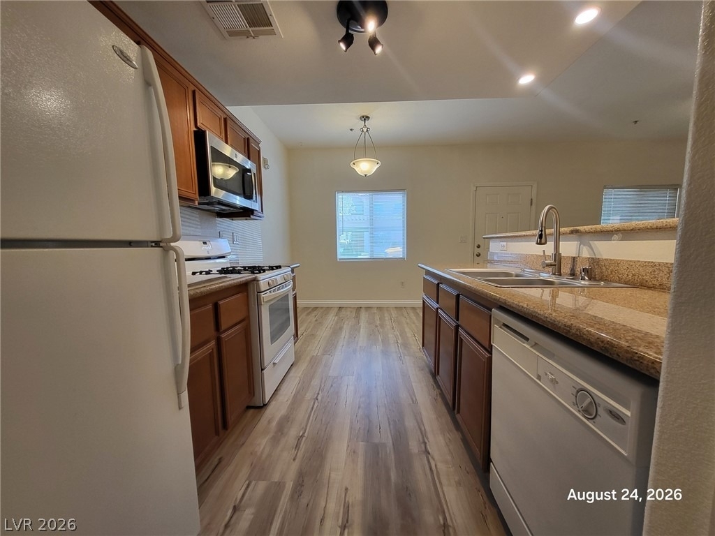 7701 W Robindale Road - Photo 4