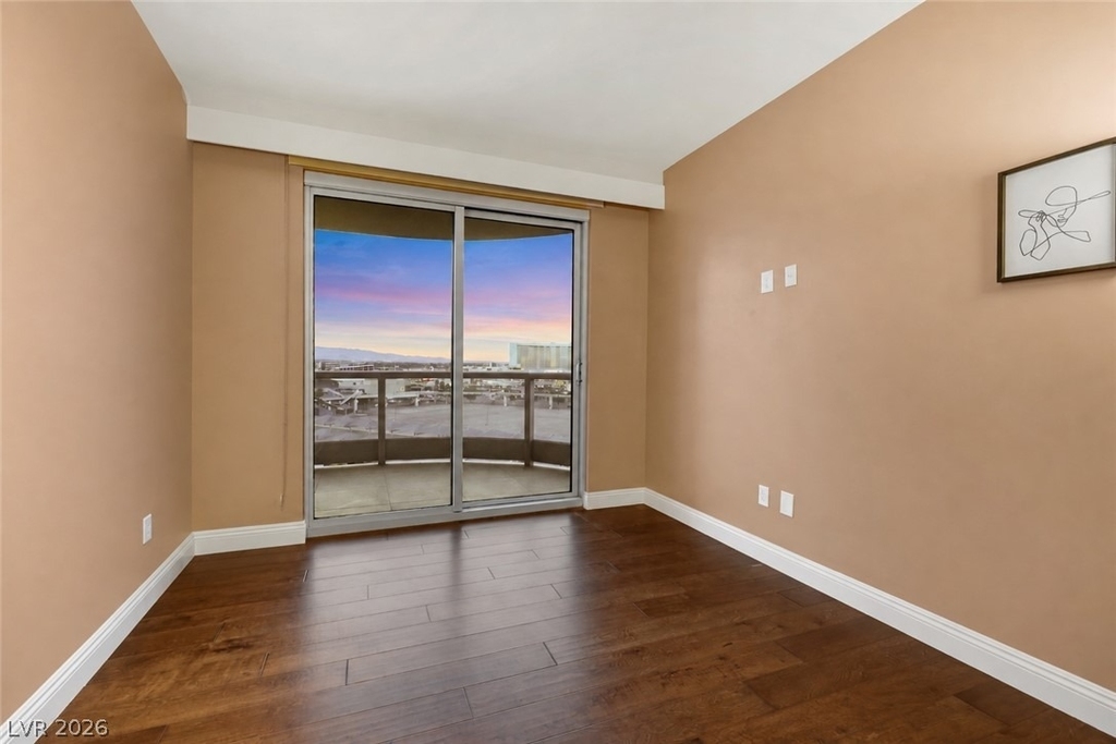 322 Karen Avenue - Photo 17
