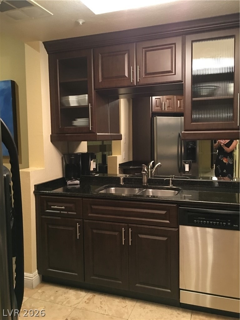 230 E Flamingo Road - Photo 5