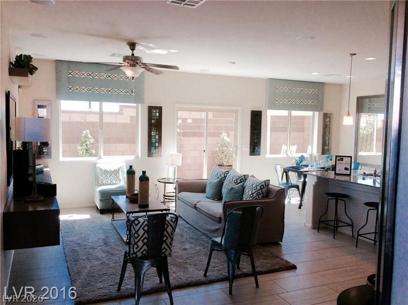 8929 Hull Bay Avenue - Photo 5